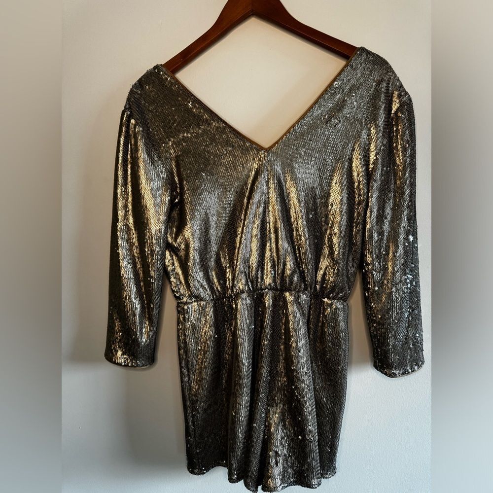 Ali & Jay Gold Sequin Romper Shorts Small - Picture 2 of 6